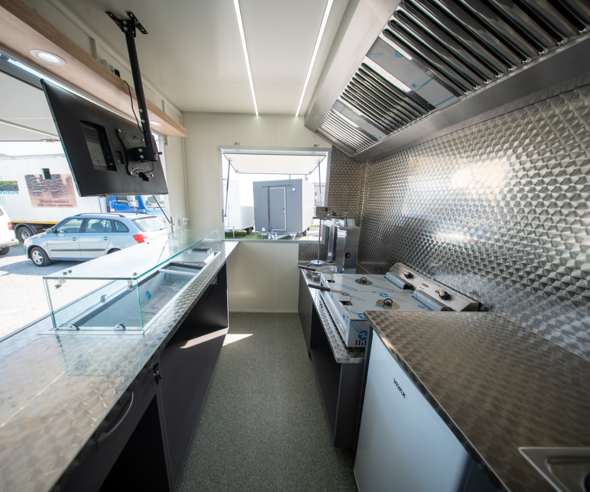 bufekocsi_3m_burger_foodtruck_foodtrailer_2